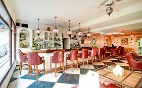 Hostal Paris